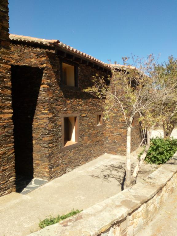 El Egio Guest House Cervera de Buitrago Bagian luar foto