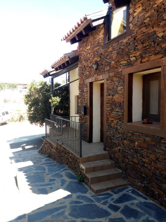 El Egio Guest House Cervera de Buitrago Bagian luar foto