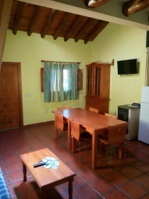 El Egio Guest House Cervera de Buitrago Bagian luar foto